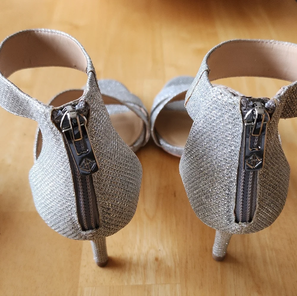 Antonio Melani Glittering Silver Heels - Picture 6 of 9